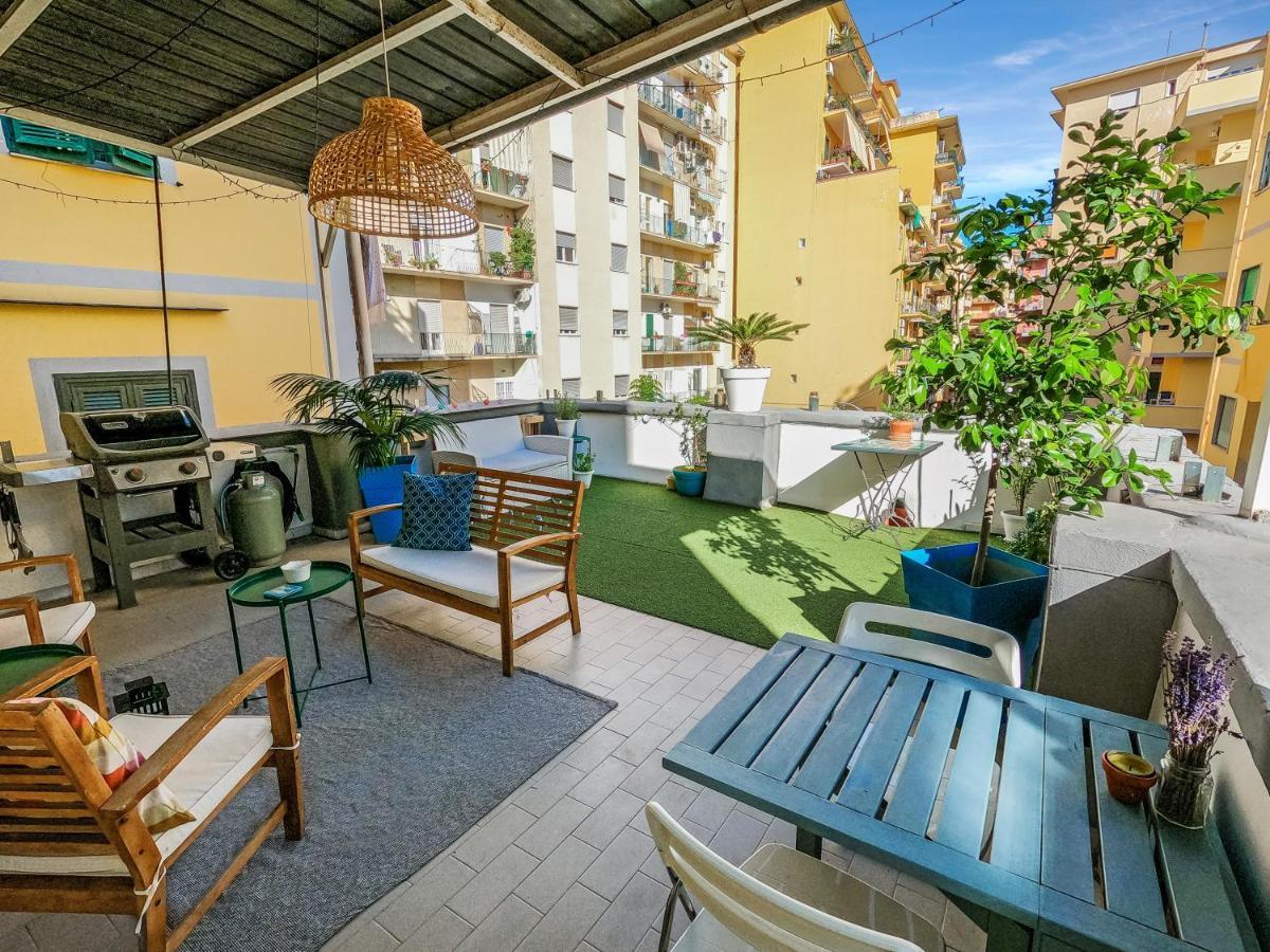 La Casa Azul Apartment Наполи Екстериор снимка